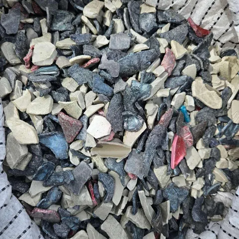 Mixed-colour PVC regrind in a bulk bag